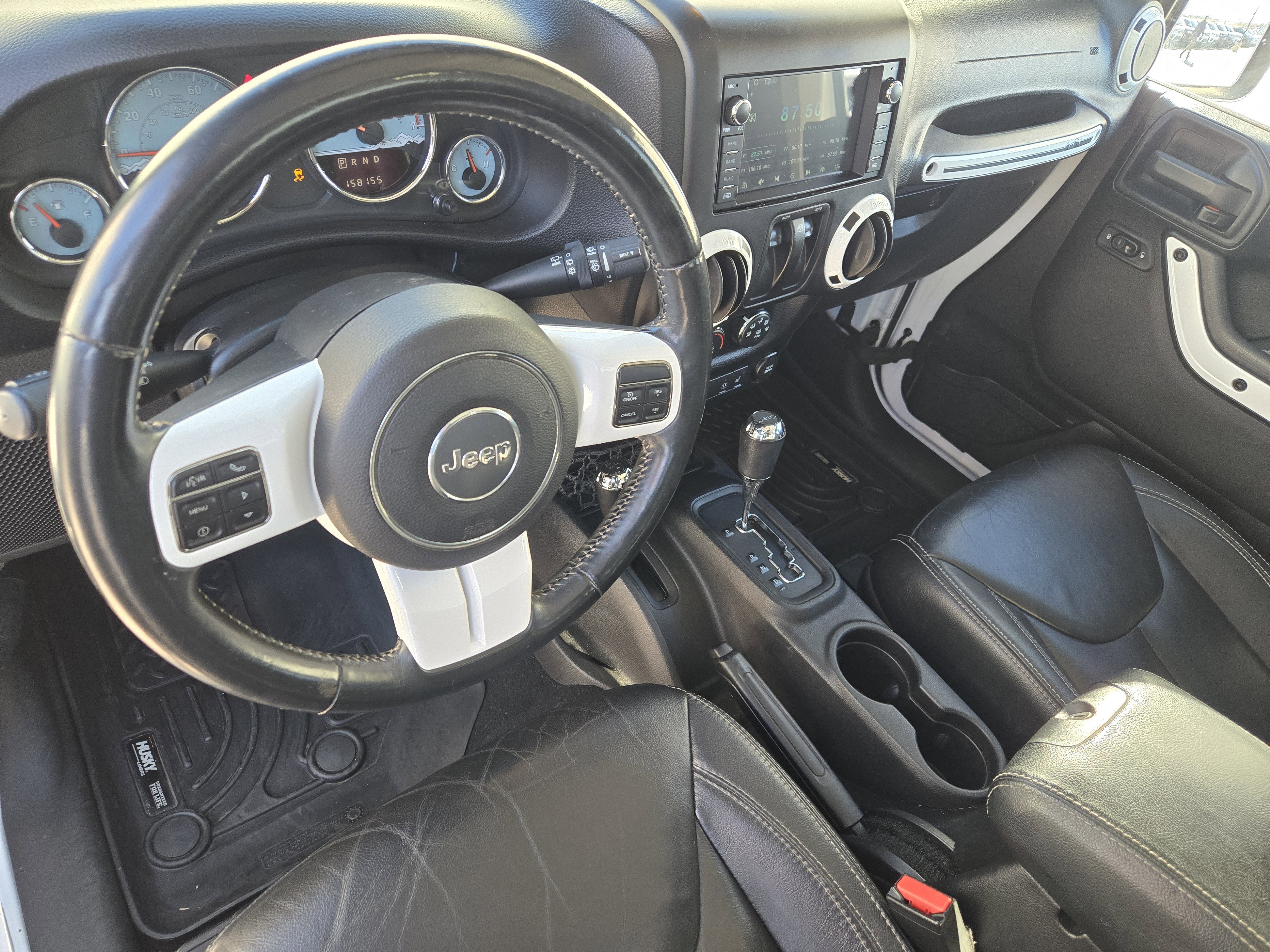 Used 2014 Jeep Wrangler Polar Edition image 24