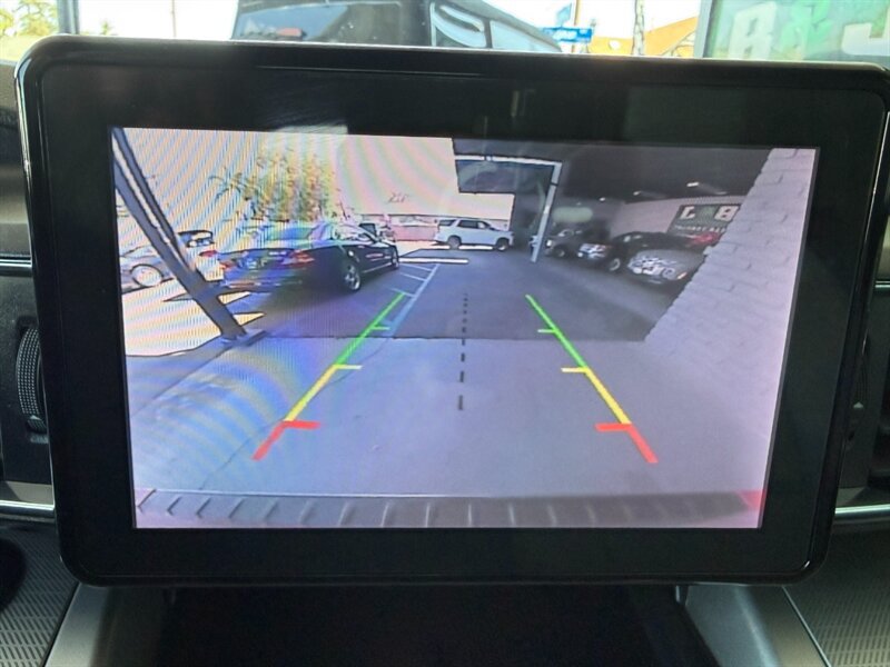 Used 2021 Ford Explorer XLT w/ Equipment Group 202A RWD image 34