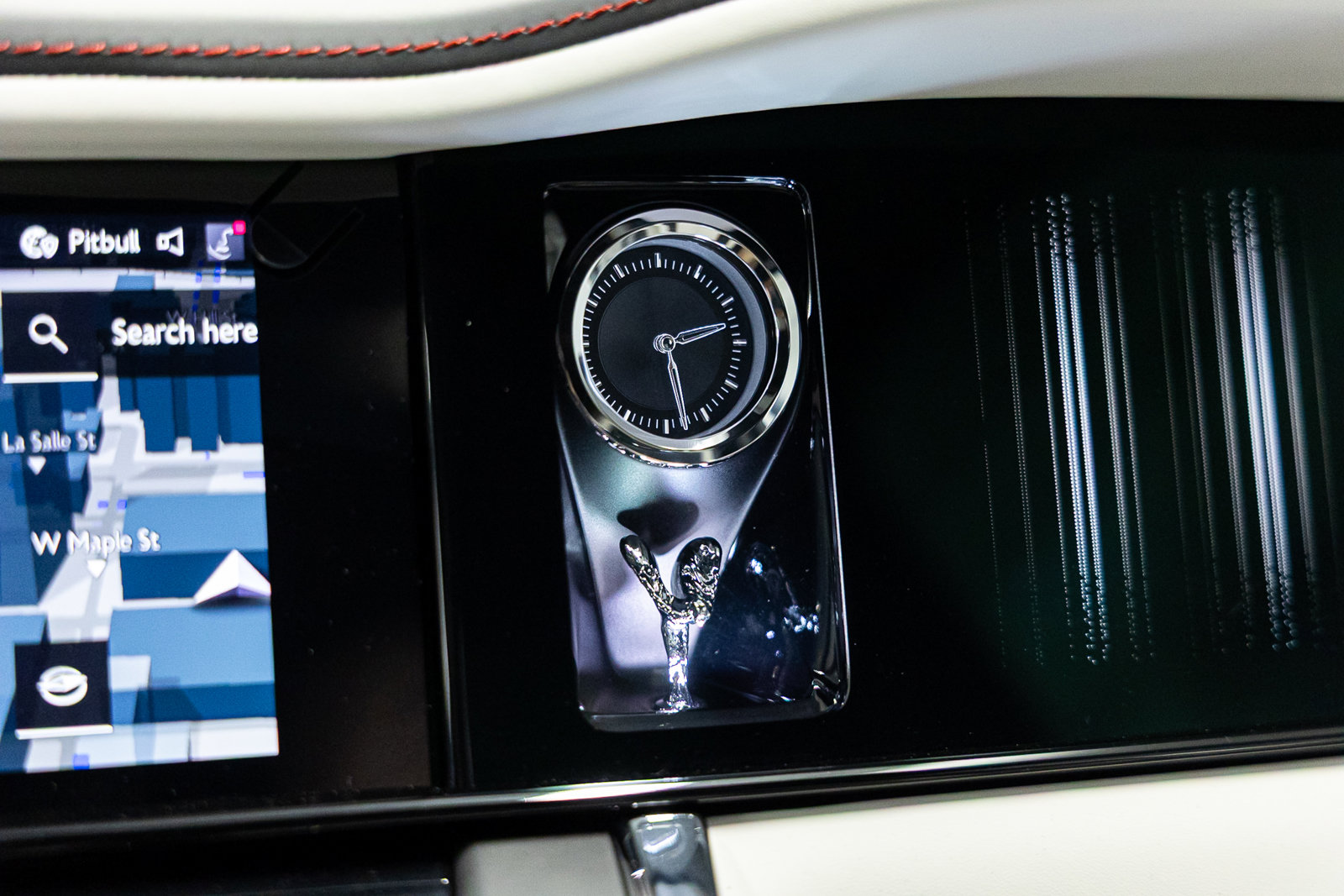 New 2026 Rolls-Royce Cullinan AWD/4WD image 44