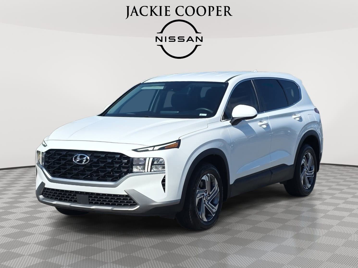 Used 2023 Hyundai Santa Fe SE FWD image 1