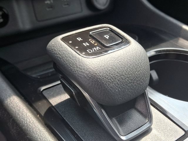 Used 2024 Nissan Rogue SV AWD/4WD image 14