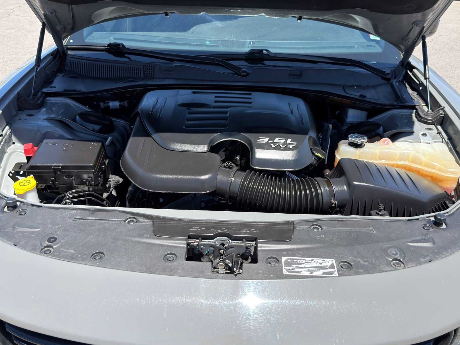 Used 2023 Dodge Charger SXT RWD image 33
