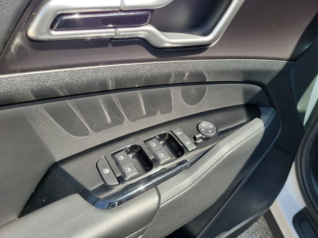Certified 2024 Kia Sportage EX FWD image 17