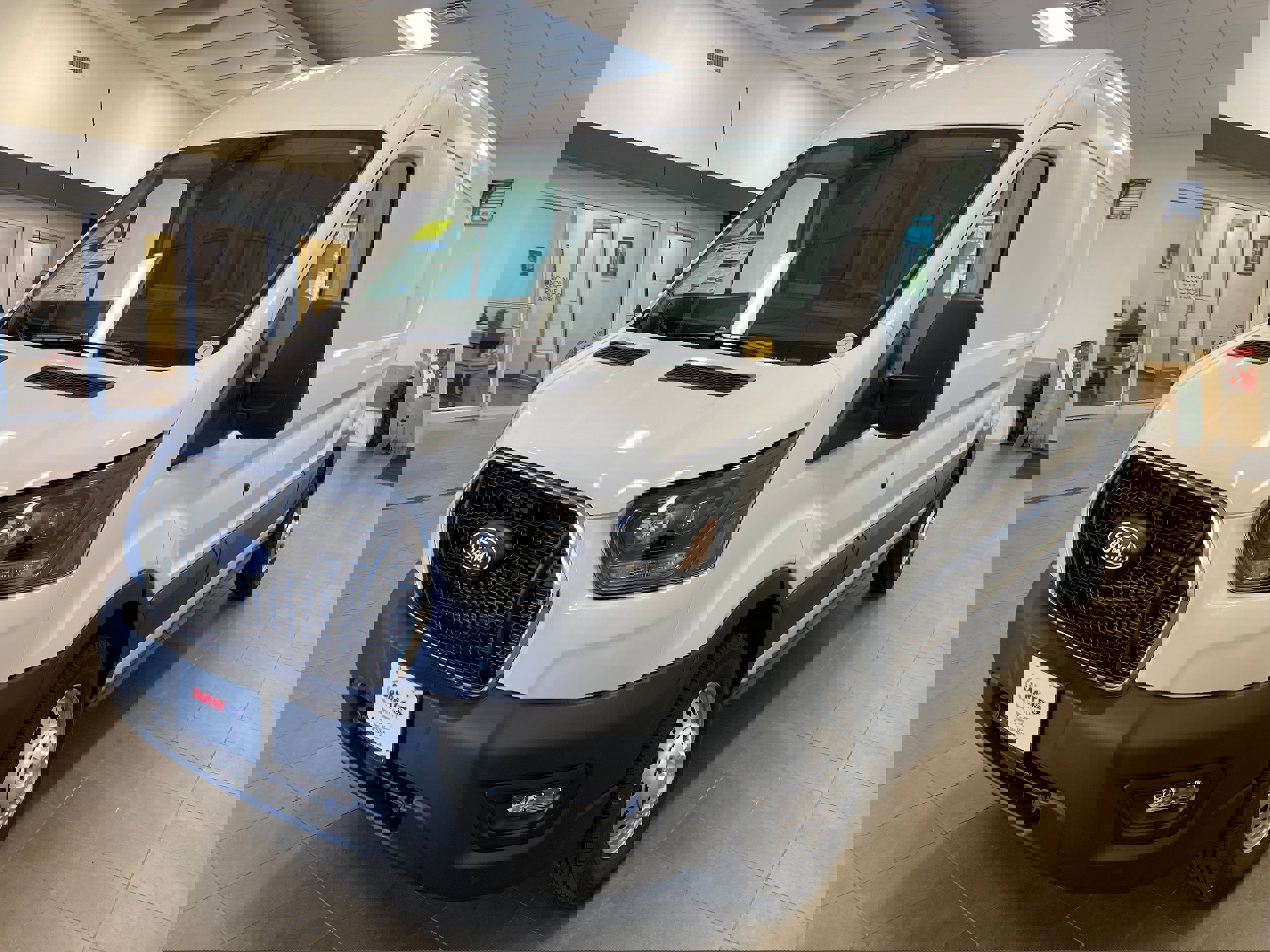 New 2026 Ford Transit 250 148 Medium Roof Extended AWD w/ Exterior Upgrade Package image 4