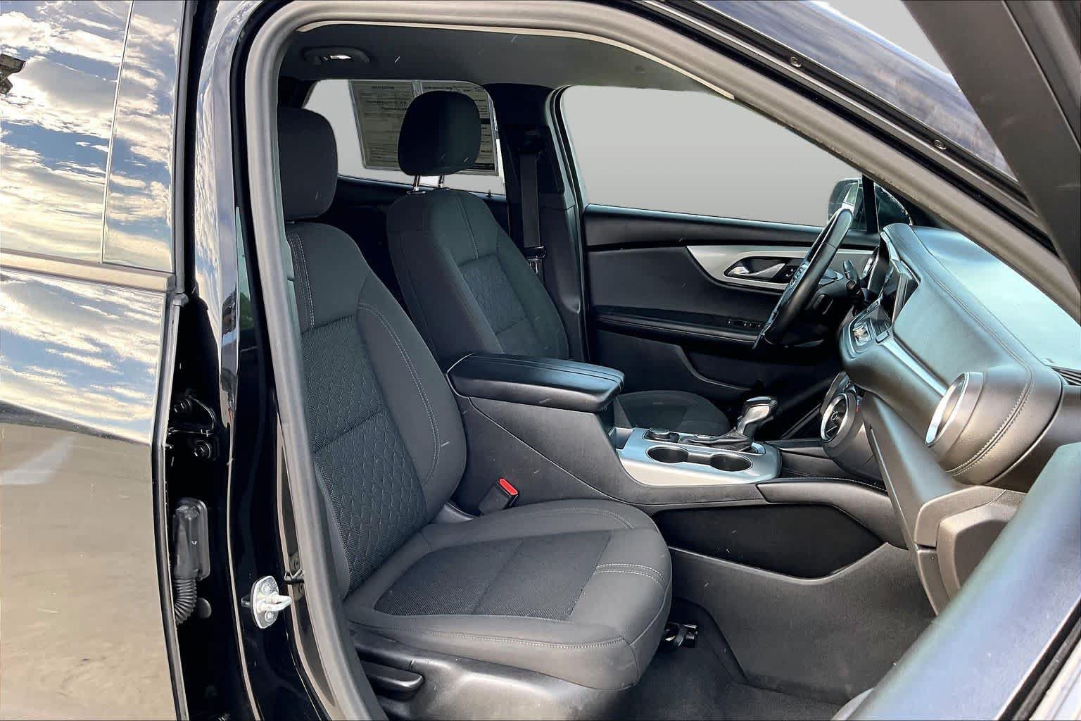 Used 2020 Chevrolet Blazer LT FWD image 9