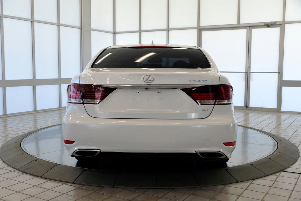 Used 2017 Lexus LS 460 AWD w/ Comfort Package image 7