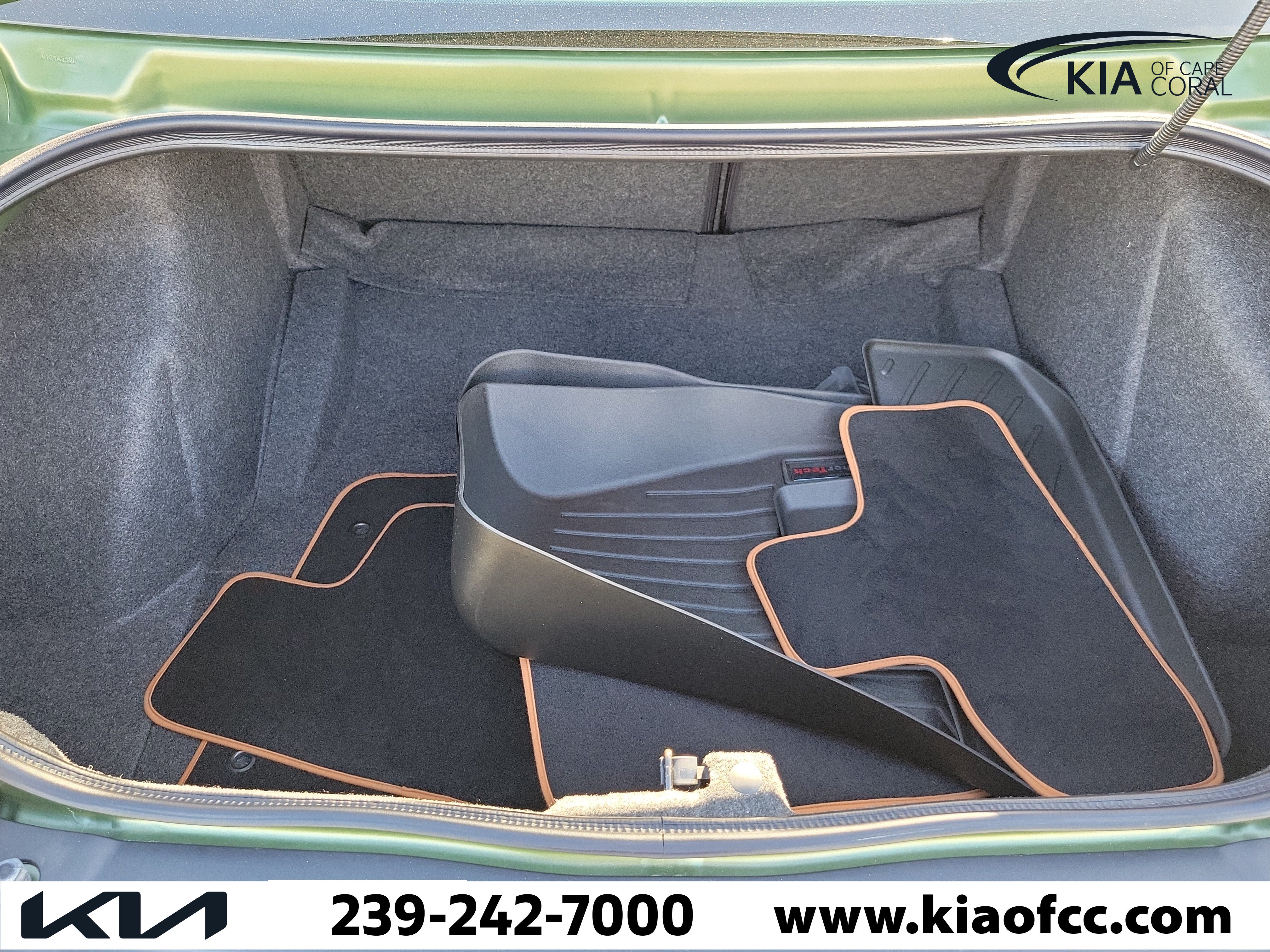 Used 2019 Dodge Challenger SRT Hellcat RWD image 10