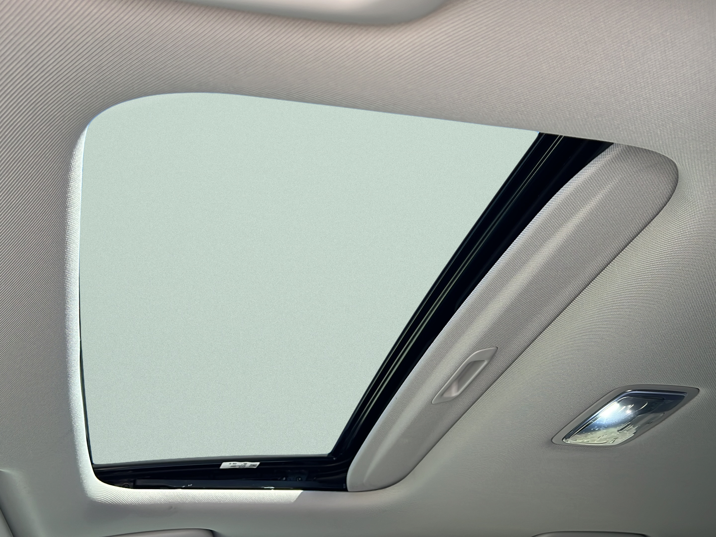 Certified 2025 Hyundai Tucson SEL AWD/4WD image 16