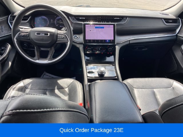 Used 2023 Jeep Grand Cherokee Limited AWD/4WD image 5