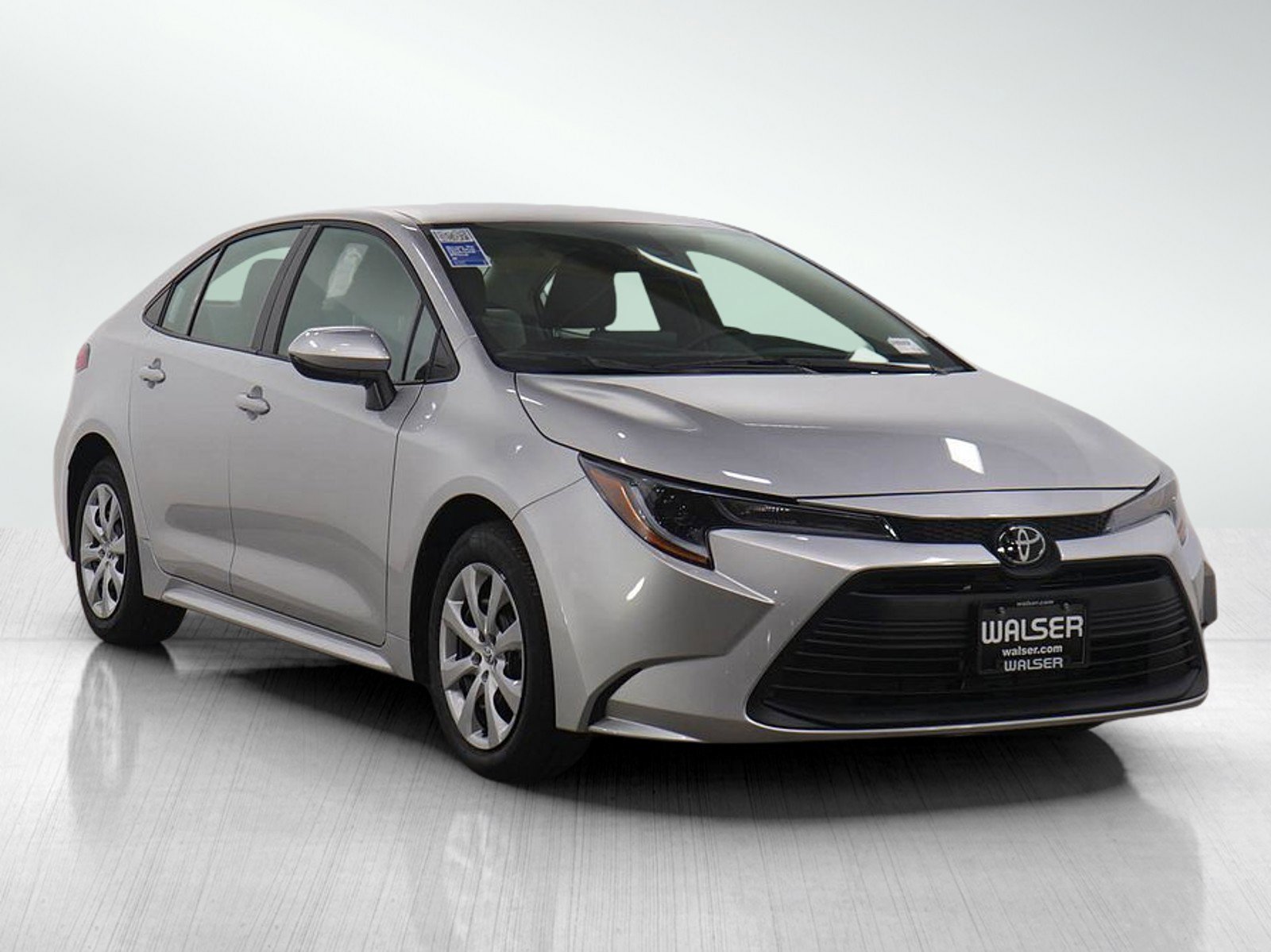 Used 2026 Toyota Corolla LE image 7