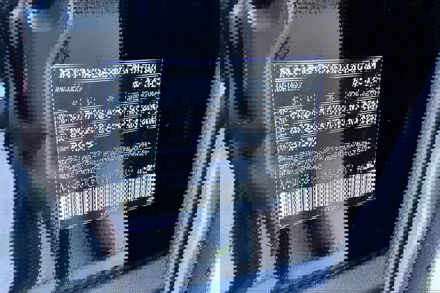 Used 2025 Mercedes-Benz GLB 250 GLB 250 image 34