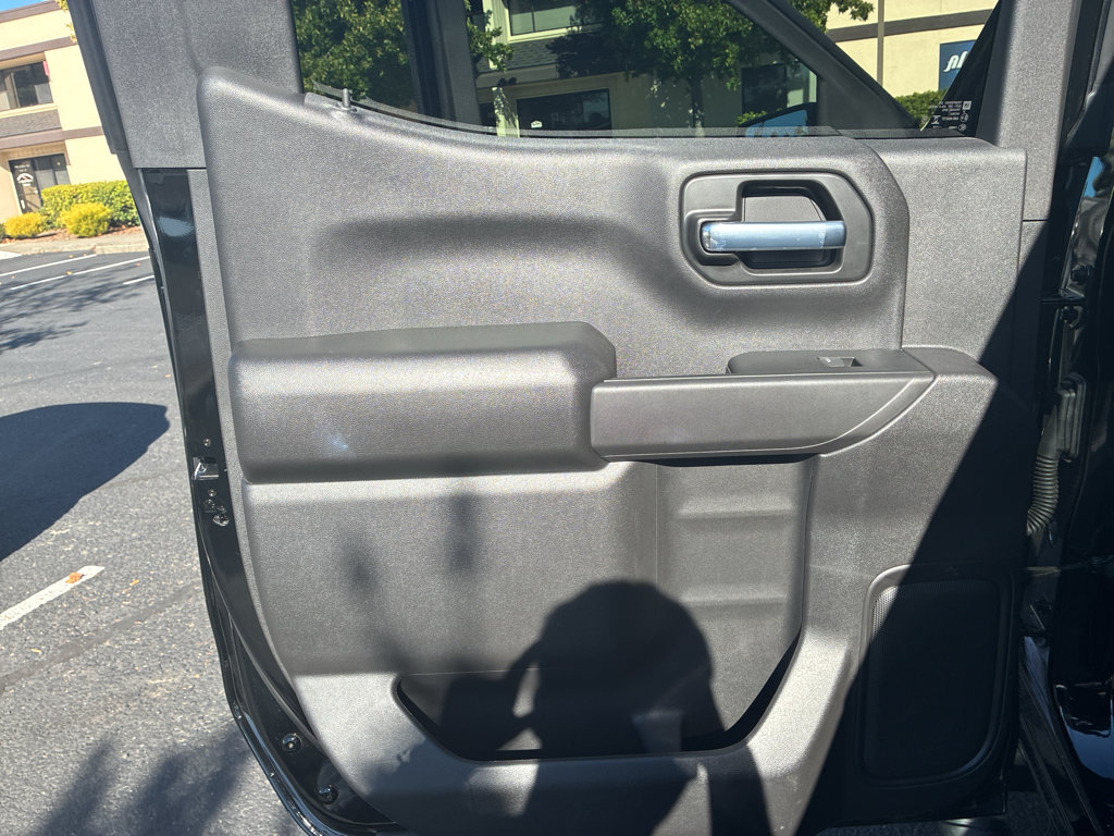 Used 2026 Chevrolet Silverado 1500 Custom Trail Boss AWD/4WD image 46