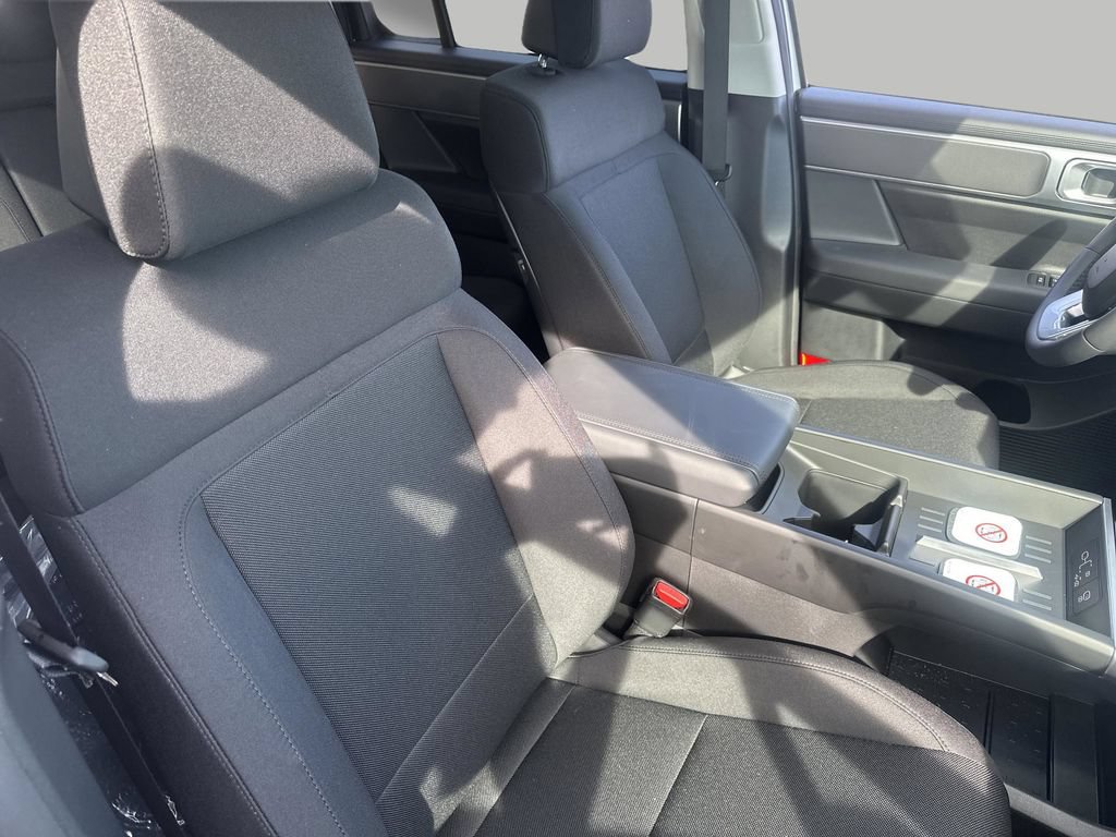 New 2026 Hyundai Santa Fe SE FWD image 29