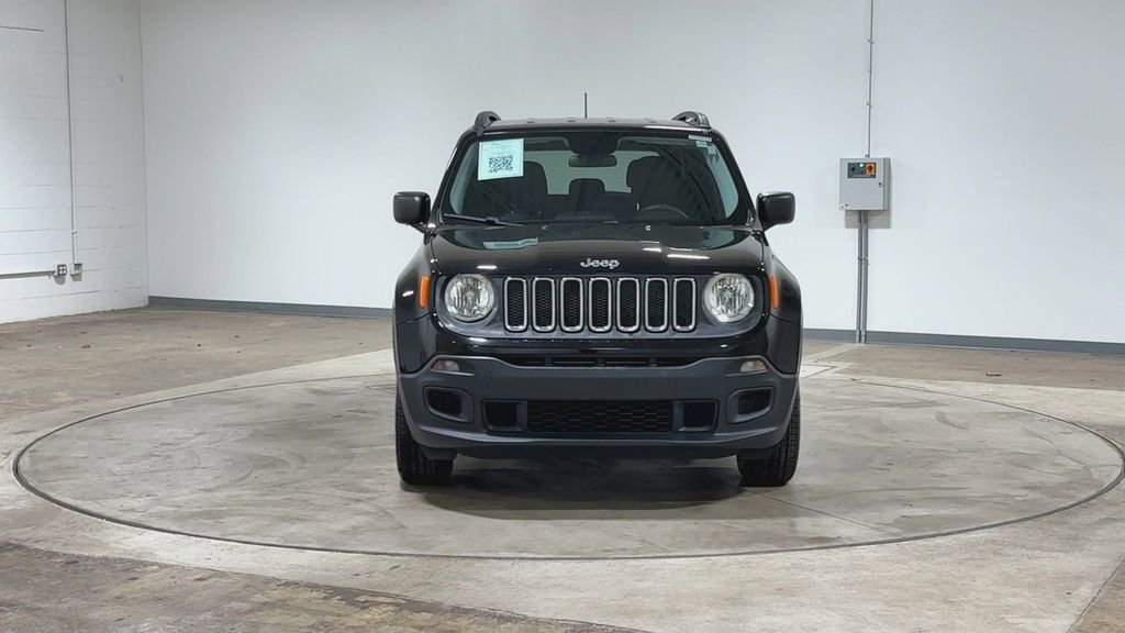 Used 2017 Jeep Renegade Sport w/ Power & Air Group AWD/4WD image 3