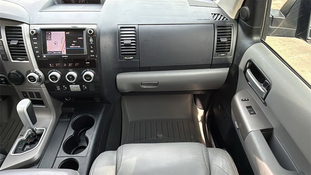 Used 2013 Toyota Sequoia Limited image 31