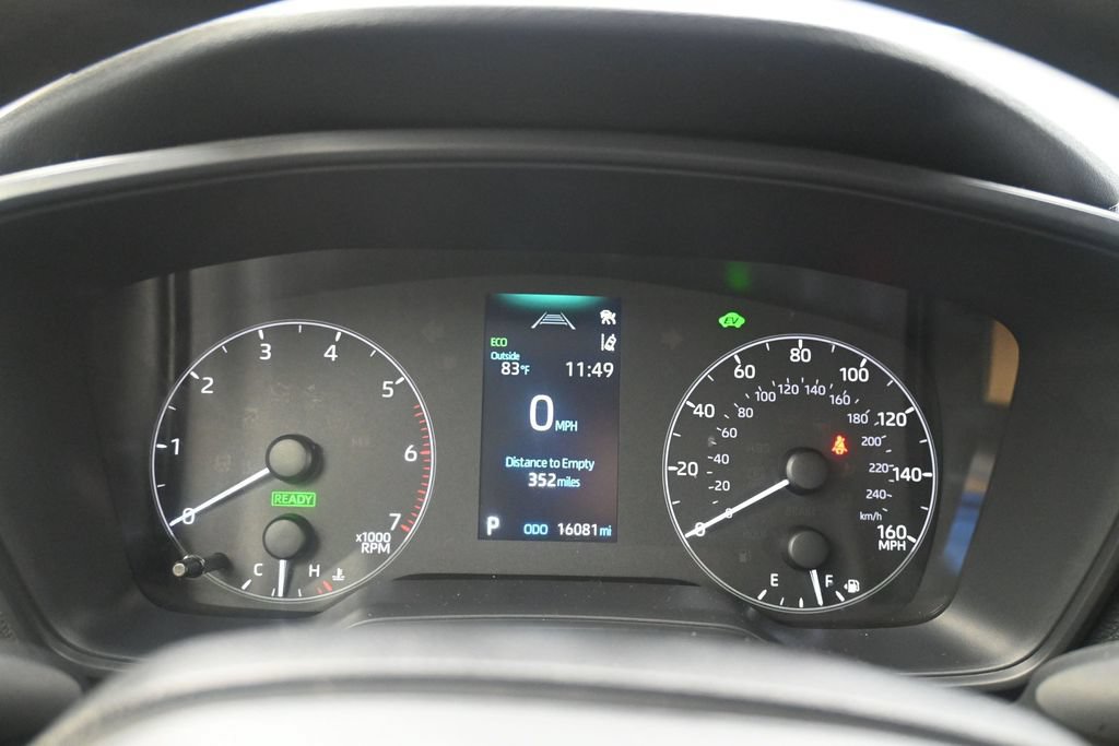 Used 2025 Toyota Corolla LE FWD image 23