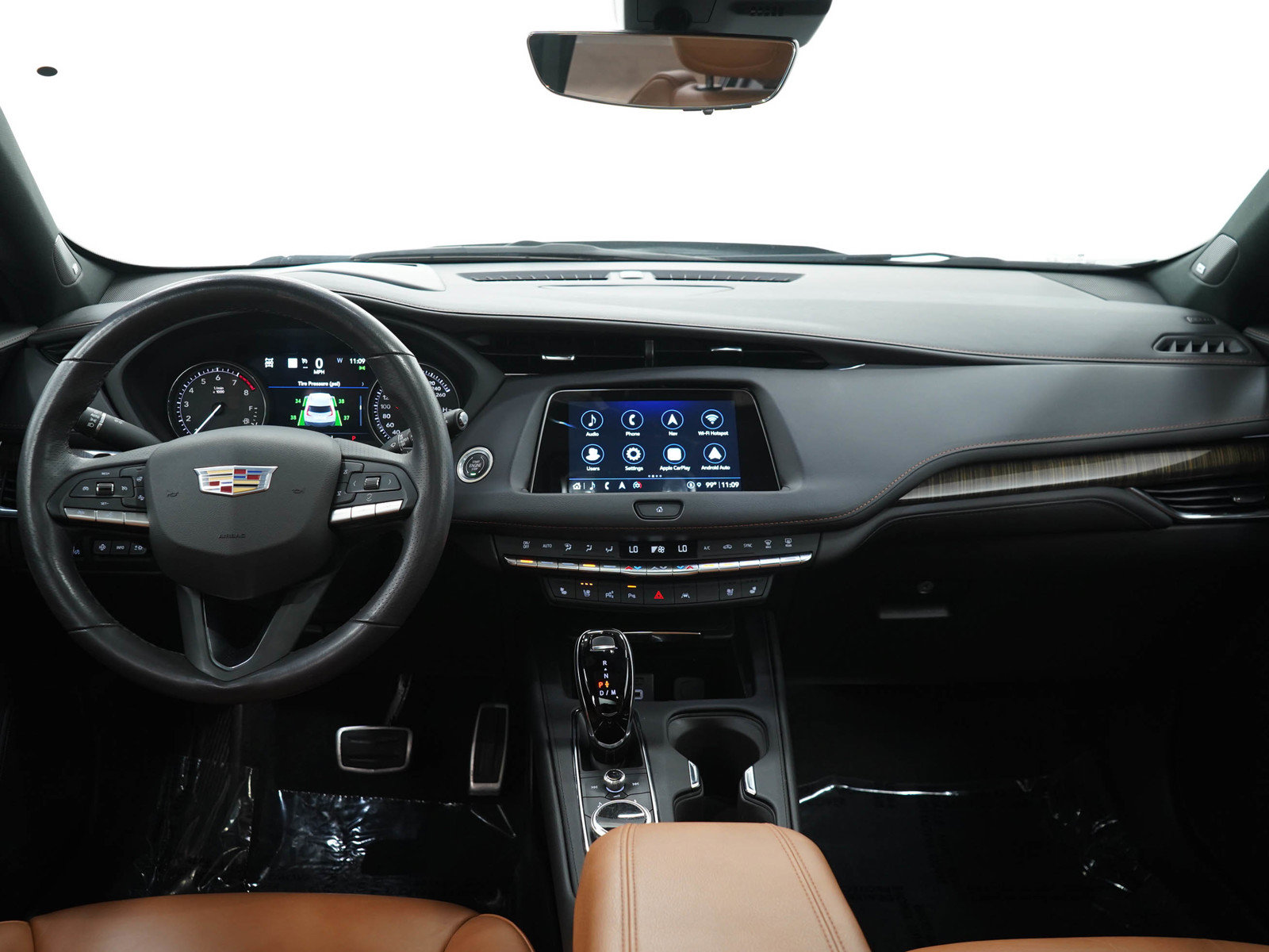 Used 2022 Cadillac XT4 Sport w/ LPO, Onyx Lite Package AWD/4WD image 16