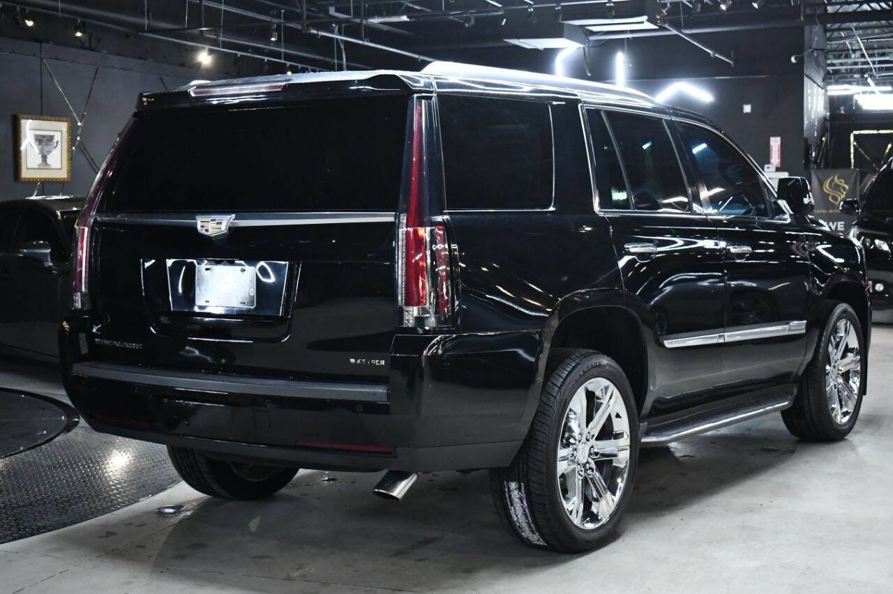 Used 2016 Cadillac Escalade Luxury image 13