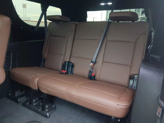 Used 2021 Chevrolet Suburban High Country image 15