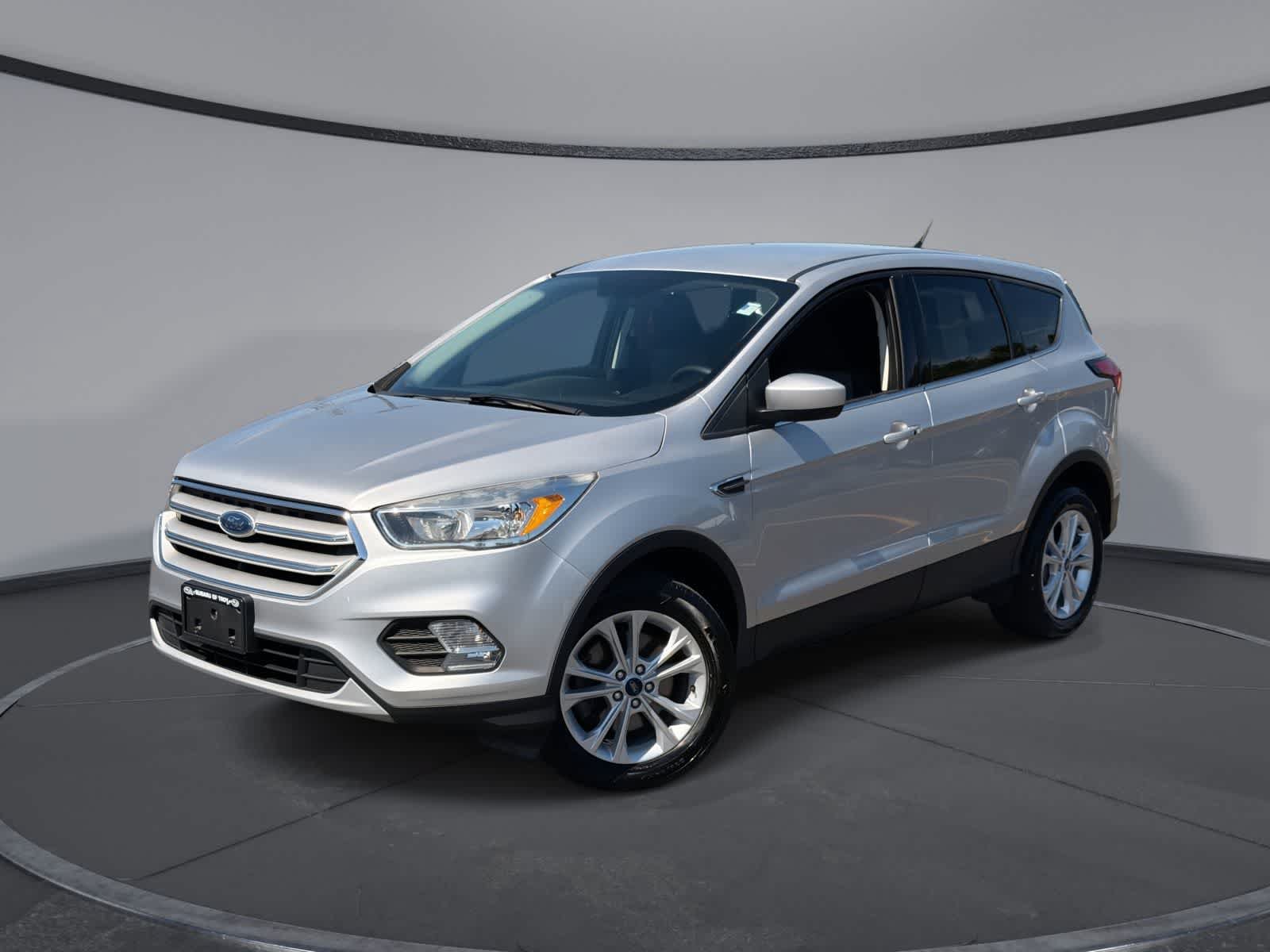 Used 2019 Ford Escape SE AWD/4WD image 1