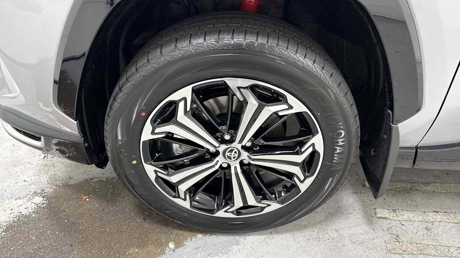 New 2025 Toyota RAV4 XSE image 10