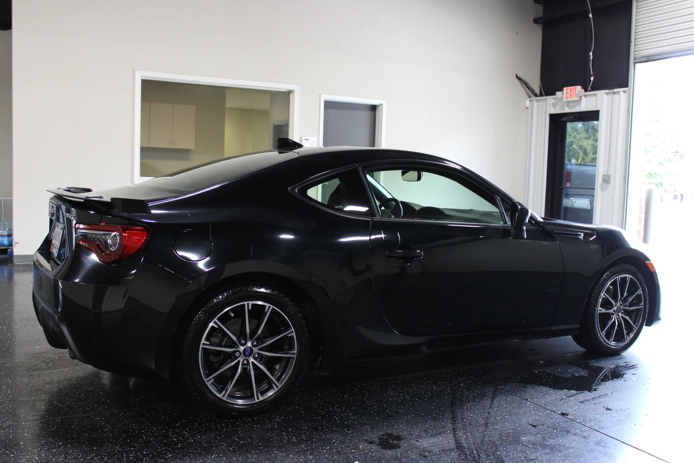 Used 2018 Subaru BRZ Limited RWD image 3