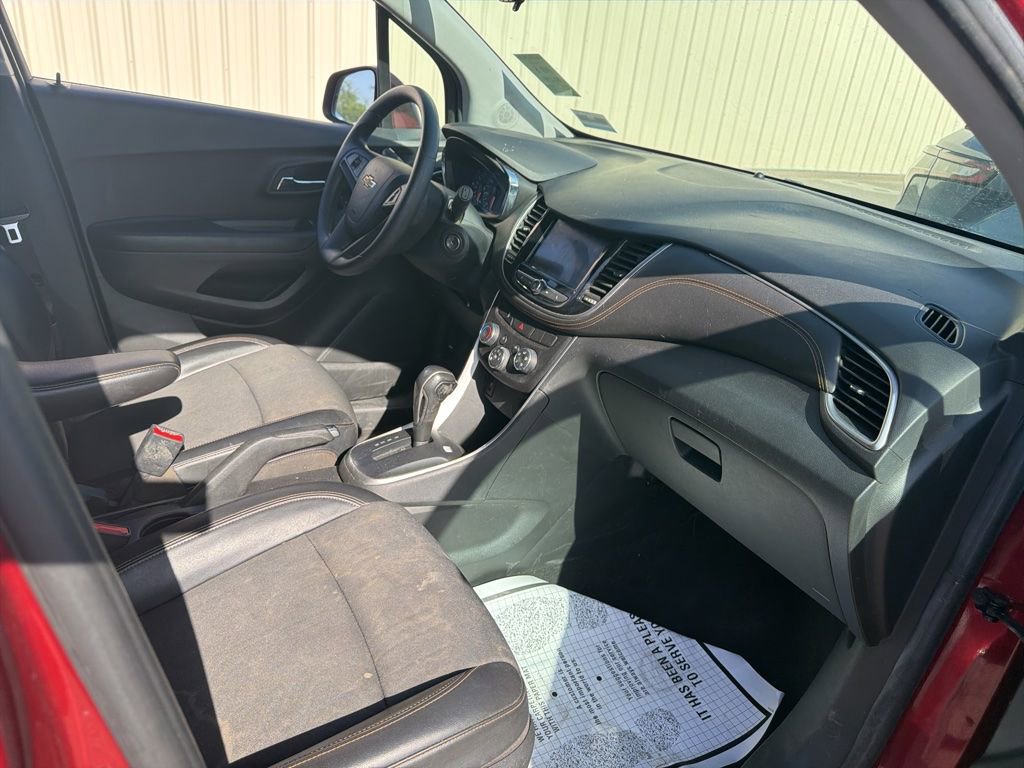 Used 2021 Chevrolet Trax LT AWD/4WD image 15