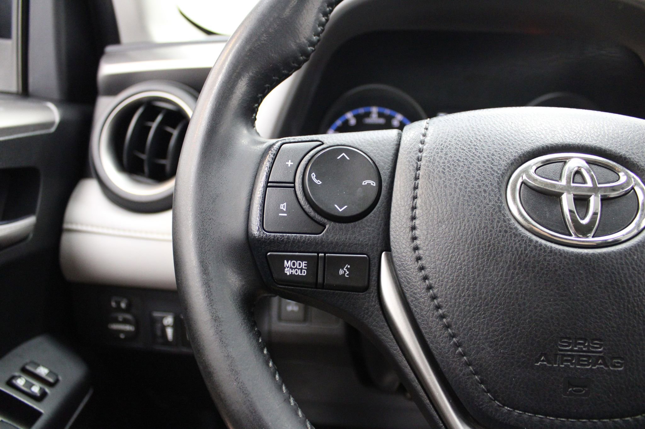 Used 2017 Toyota RAV4 XLE w/ Plus Special Value Package image 34