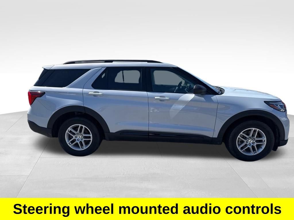 Used 2026 Ford Explorer Active image 8