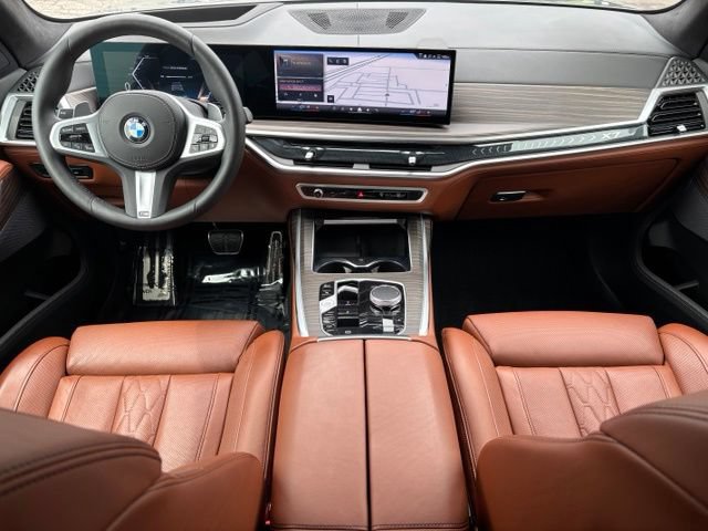 Used 2024 BMW X7 xDrive40i w/ M Sport Package AWD/4WD image 20