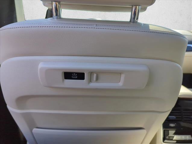 Used 2022 BMW X5 sDrive40i w/ Luxury Seating Package image 15