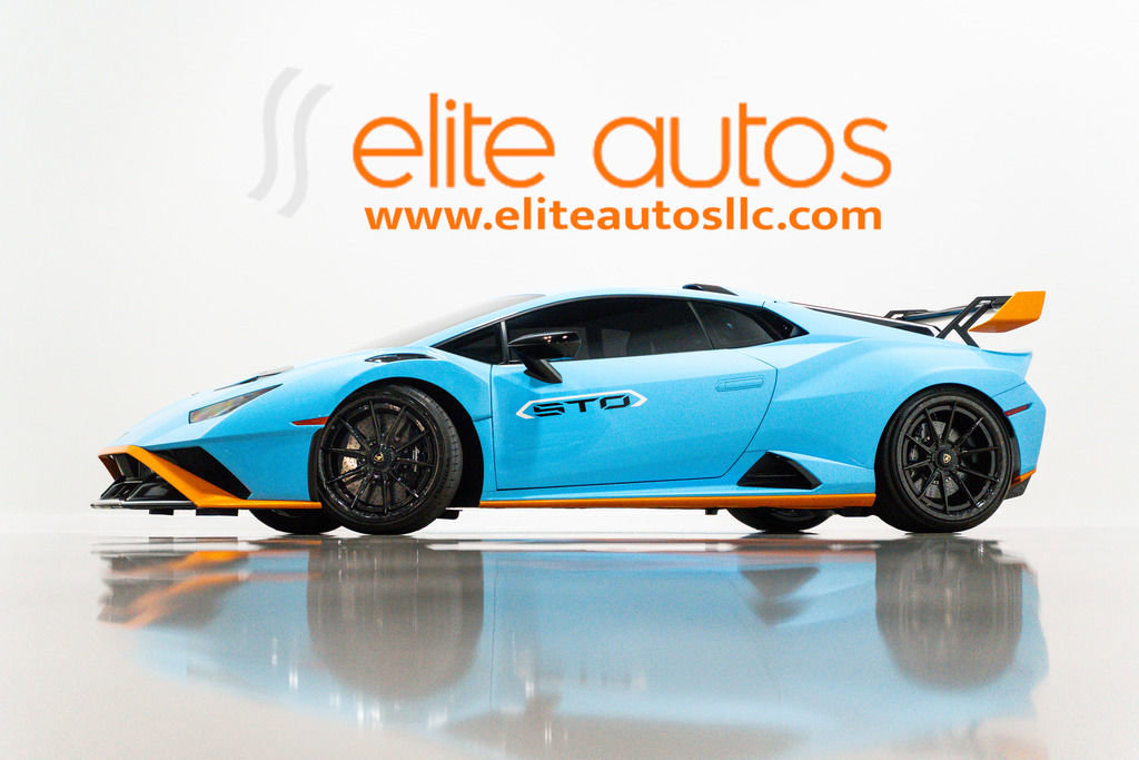 Used 2021 Lamborghini Huracan STO image 1
