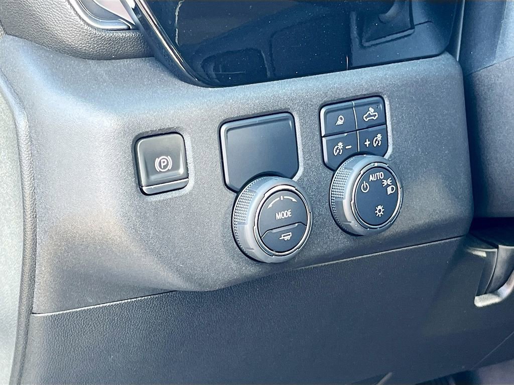 Used 2022 Chevrolet Silverado 1500 LT w/ All Star Edition Plus image 10