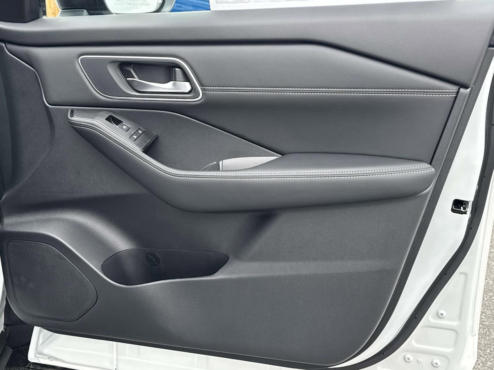 New 2026 Nissan Rogue Platinum w/ Platinum Premium Package image 24