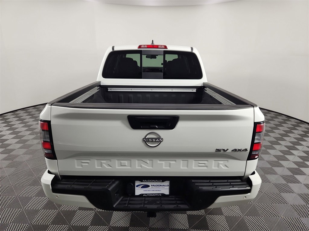 Used 2024 Nissan Frontier SV w/ SV Convenience Package image 4