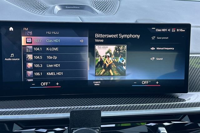 Used 2023 BMW X7 M60i w/ Executive Package image 23