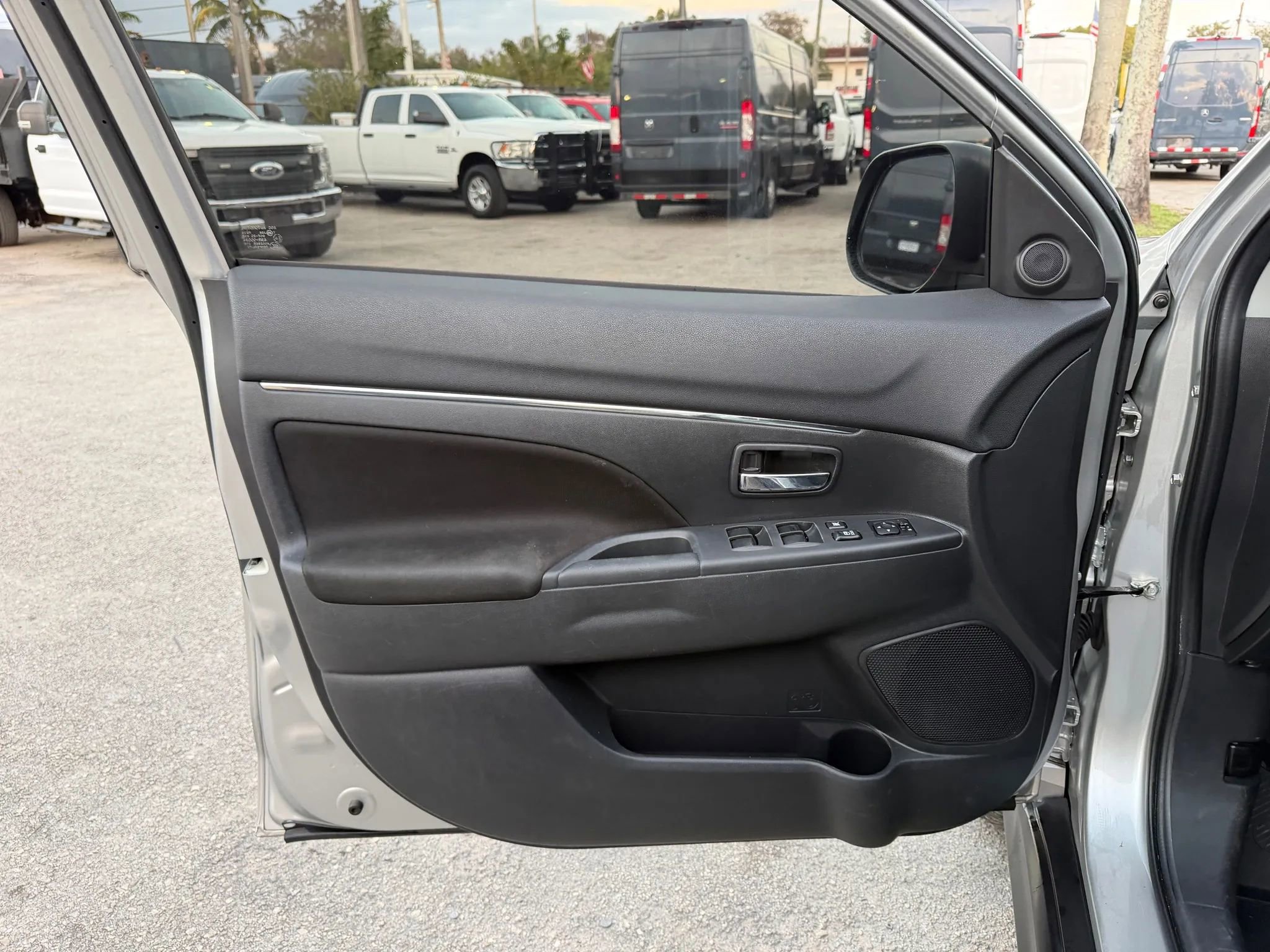 Used 2021 Mitsubishi Outlander Sport FWD image 10