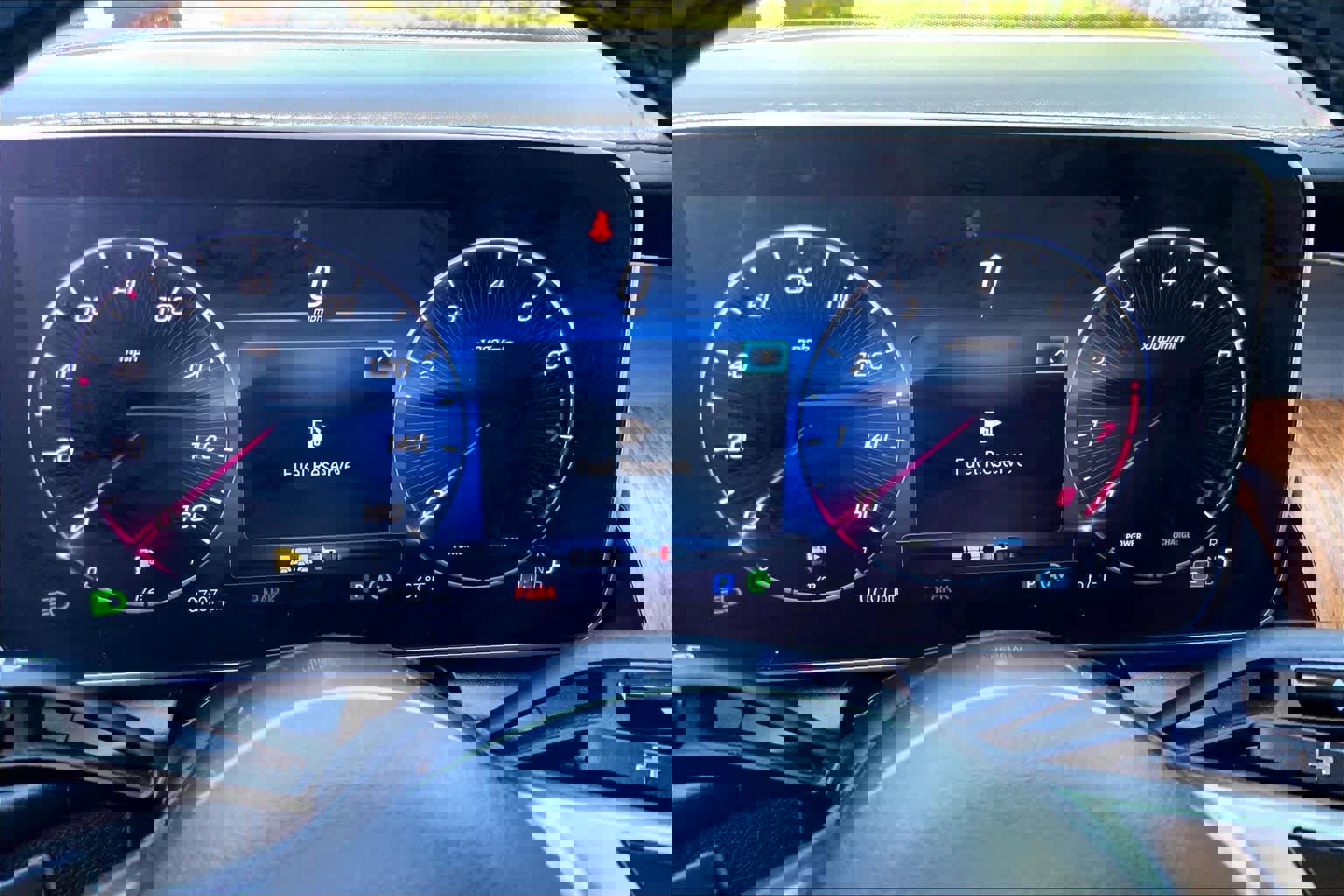 Used 2024 Mercedes-Benz GLC 300 image 26