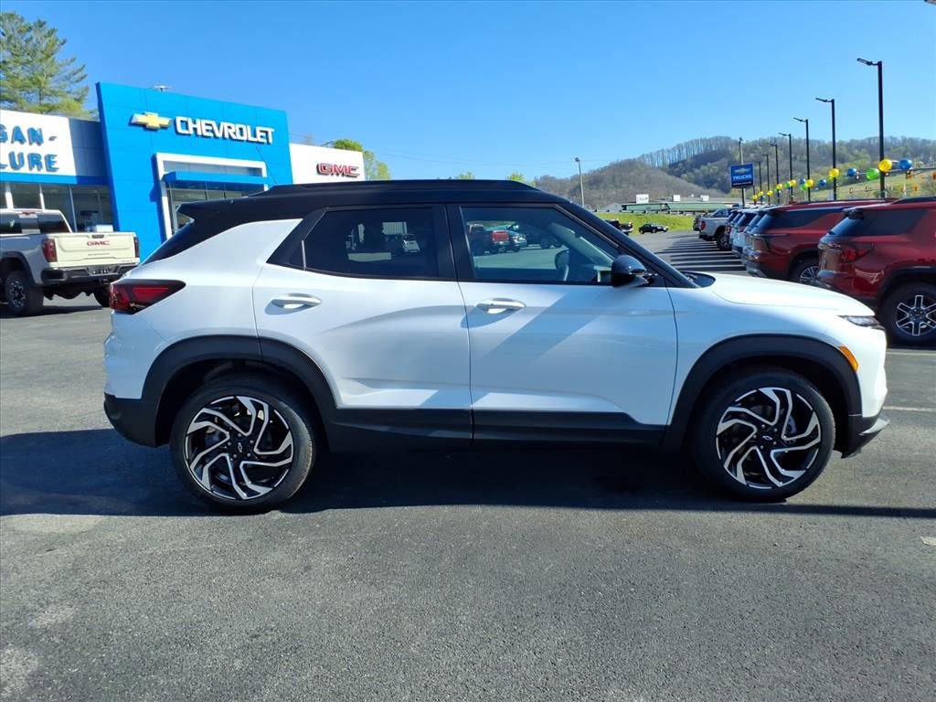 New 2026 Chevrolet TrailBlazer RS w/ Driver Confidence Package FWD image 9