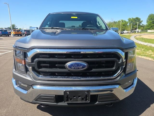 Used 2023 Ford F150 XLT AWD/4WD image 3