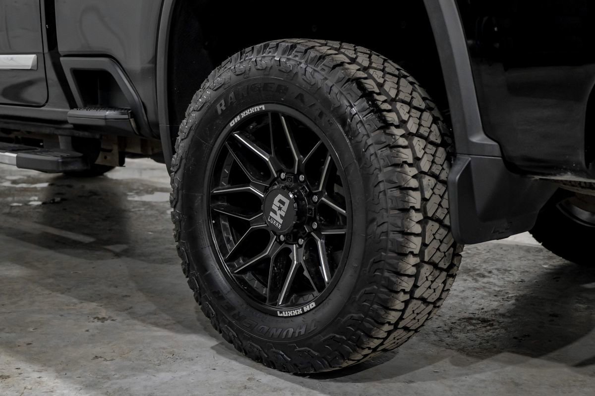 Used 2024 Chevrolet Silverado 2500 High Country w/ High Country Premium Package image 64