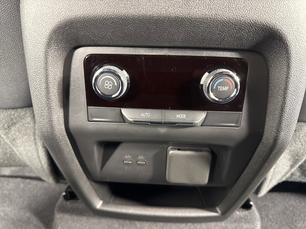 New 2025 Chevrolet Traverse LT w/ Enhanced Driving Package image 39