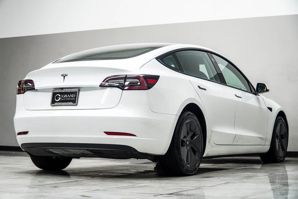Used 2023 Tesla Model 3 Standard Range RWD image 13