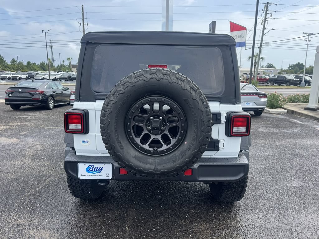Used 2022 Jeep Wrangler Unlimited Sport AWD/4WD image 4
