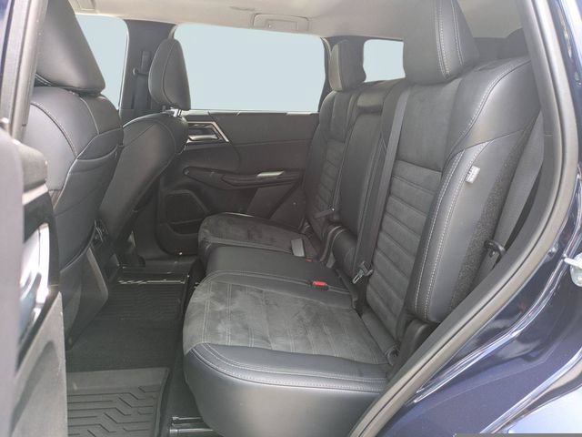 Used 2024 Mitsubishi Outlander SE FWD image 15