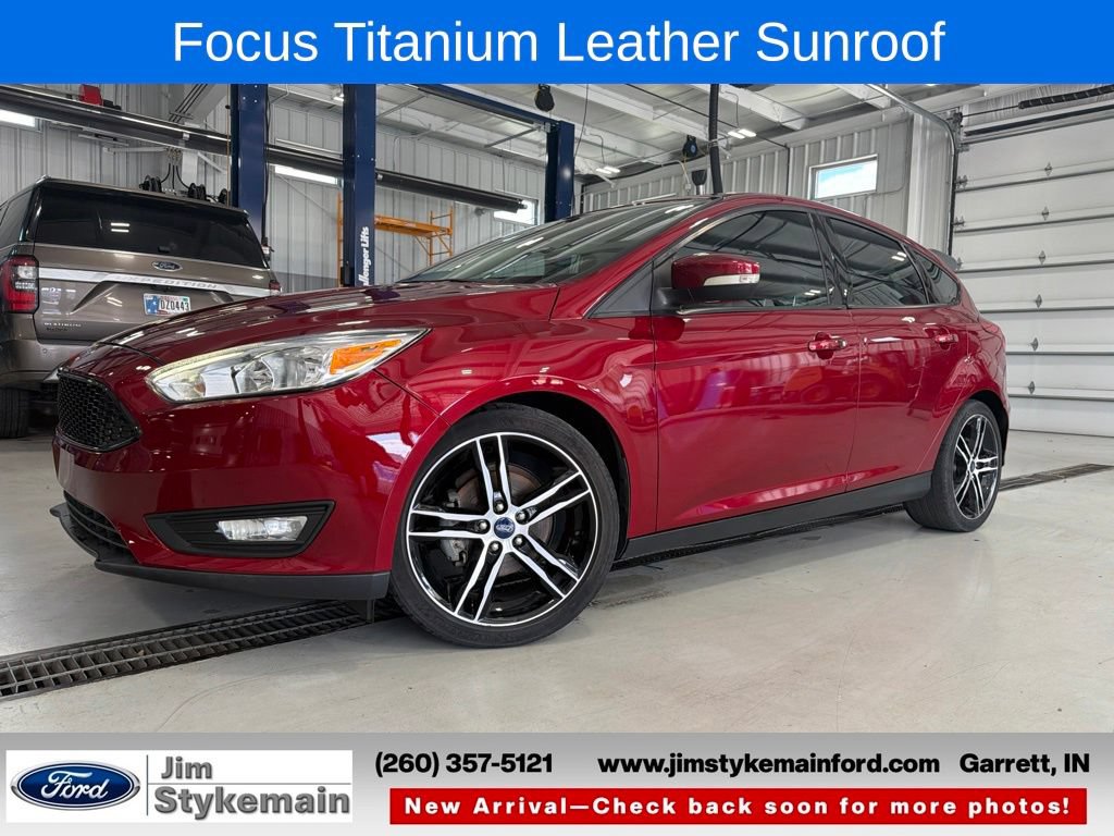 Used 2017 Ford Focus Titanium w/ Titanium Technology Package FWD image 1