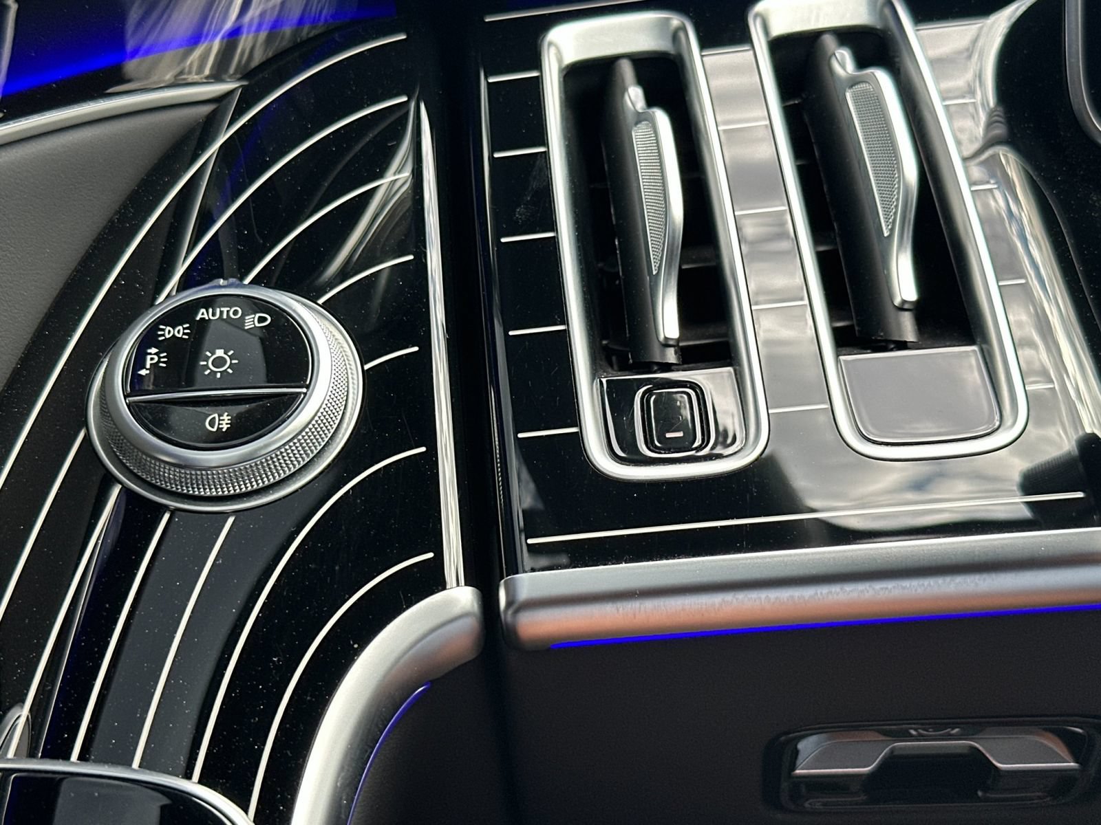 Certified 2024 Mercedes-Benz S 580 4MATIC Sedan image 31