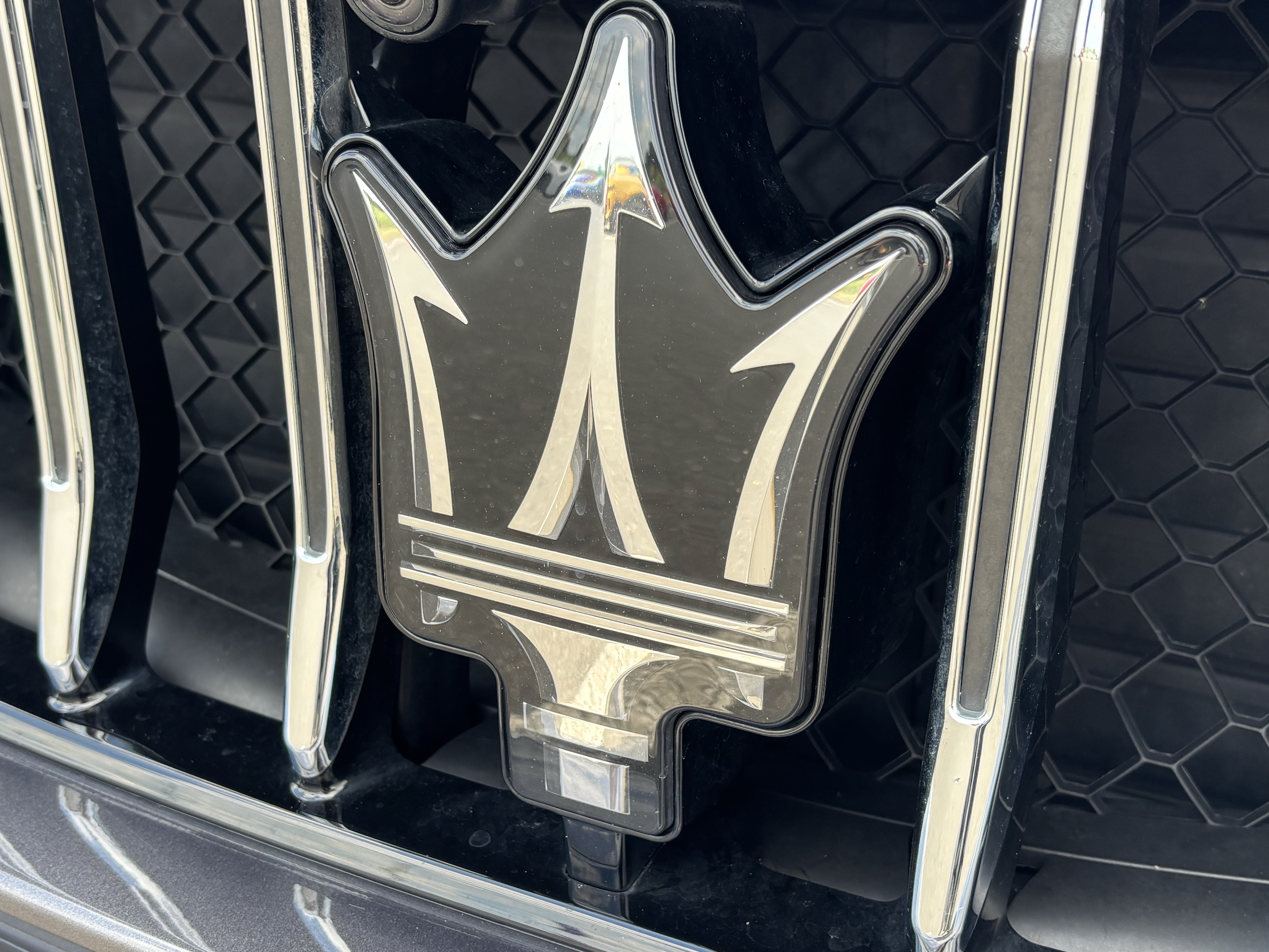 Used 2023 Maserati Quattroporte GT RWD image 18