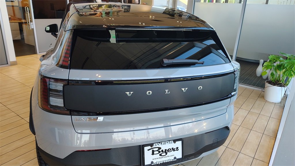 New 2026 Volvo EX30 Cross Country Ultra image 25