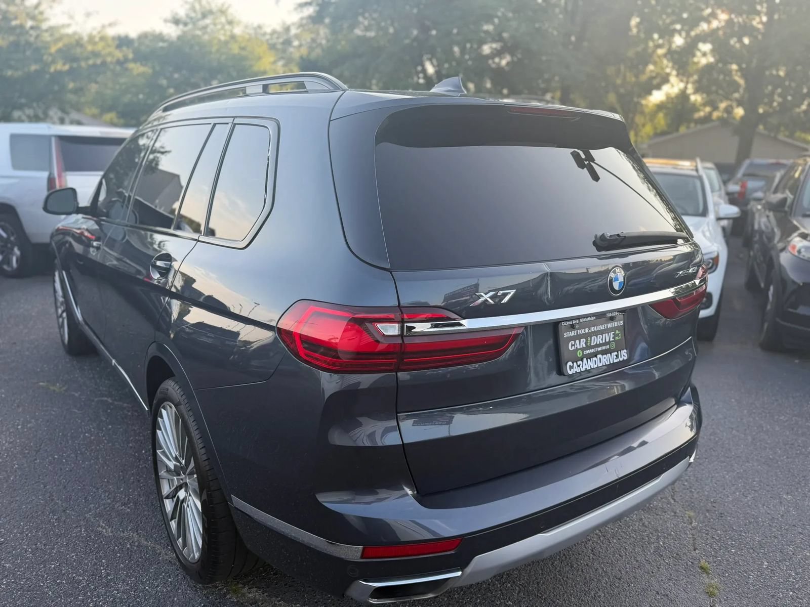 Used 2022 BMW X7 xDrive40i AWD/4WD image 3